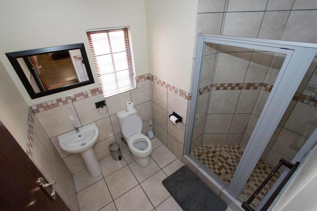 The Nightingale Guesthouse Bloemfontein Phòng bức ảnh