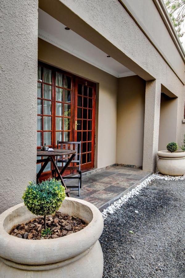 The Nightingale Guesthouse Bloemfontein Ngoại thất bức ảnh
