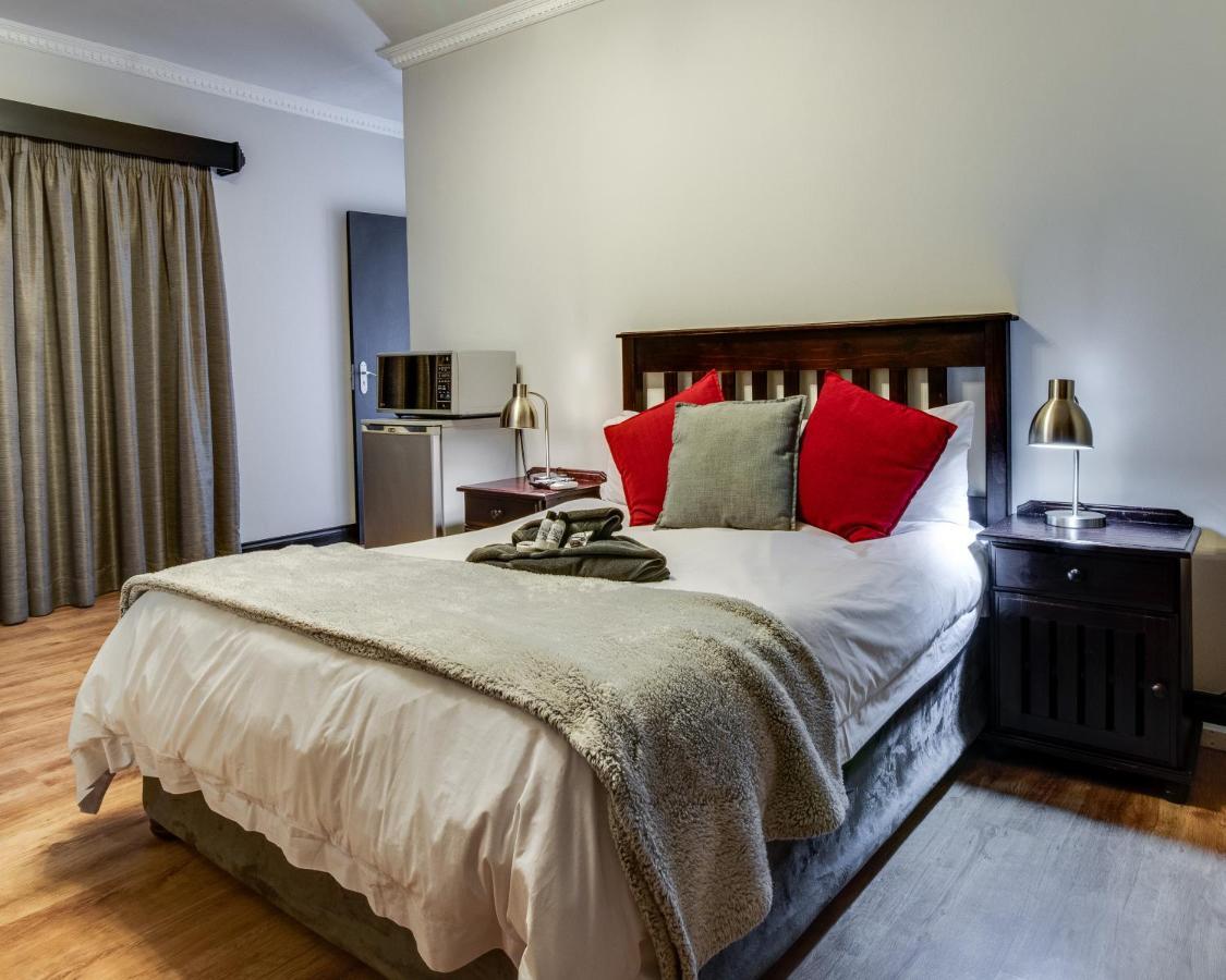The Nightingale Guesthouse Bloemfontein Ngoại thất bức ảnh