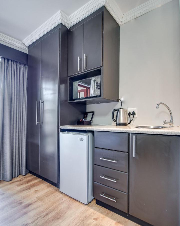 The Nightingale Guesthouse Bloemfontein Ngoại thất bức ảnh