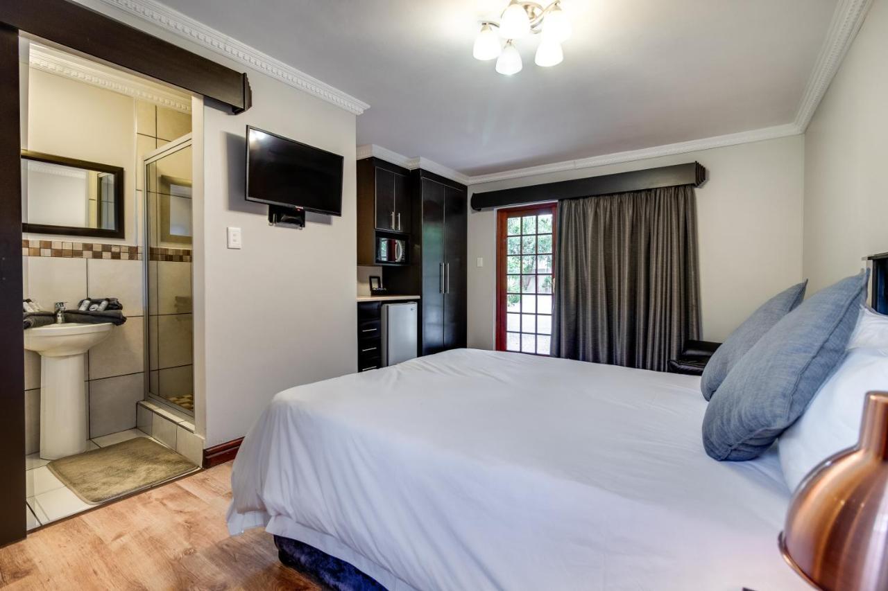 The Nightingale Guesthouse Bloemfontein Ngoại thất bức ảnh