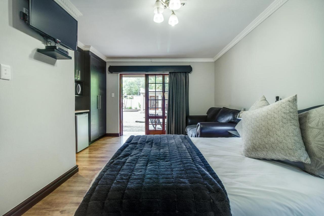 The Nightingale Guesthouse Bloemfontein Ngoại thất bức ảnh