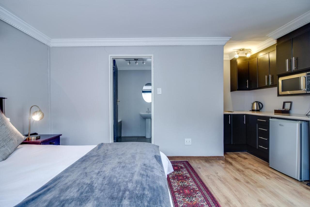 The Nightingale Guesthouse Bloemfontein Ngoại thất bức ảnh