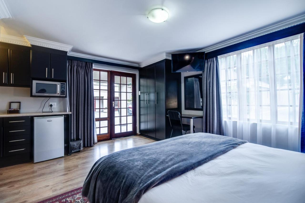 The Nightingale Guesthouse Bloemfontein Ngoại thất bức ảnh