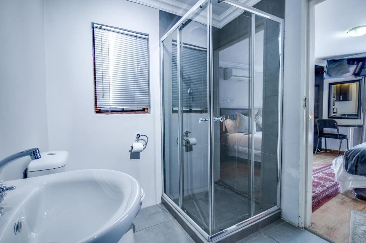 The Nightingale Guesthouse Bloemfontein Ngoại thất bức ảnh